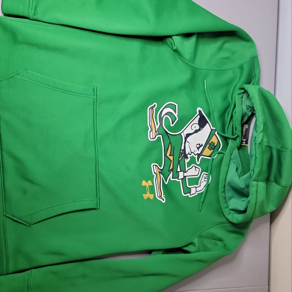 Notre Dame Fighting Irish Under Armour Hoodie, Large Loose Fit